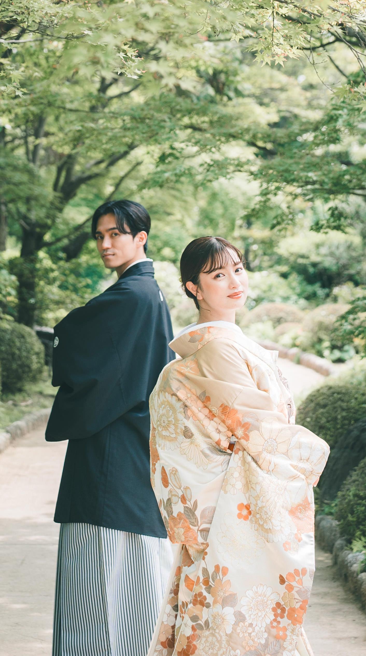 和装の夫婦